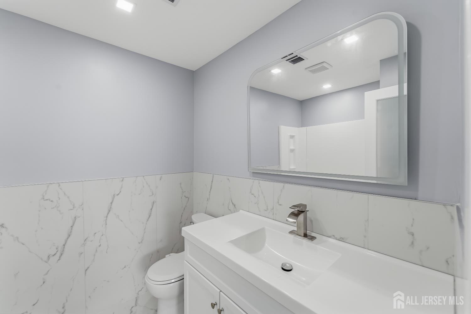 709 Sunshine Court, Sayreville, NJ, 08859 image 14
