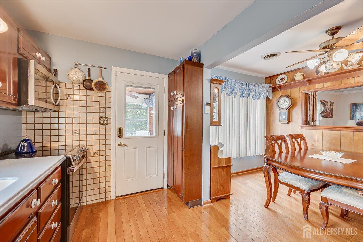 669 Old Post Road, Edison, NJ, 08817 image 21