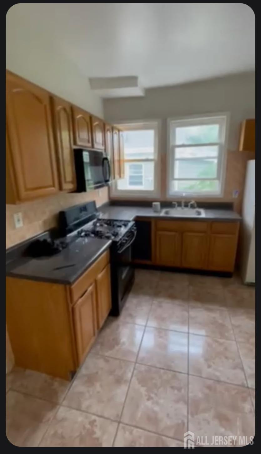 45 Columbia Avenue, Newark, NJ, 07106 image 8