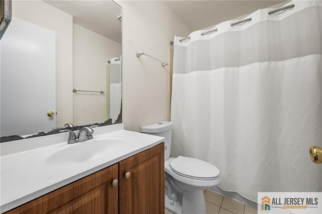11 Canterbury Circle, Franklin, NJ, 08873 image 20