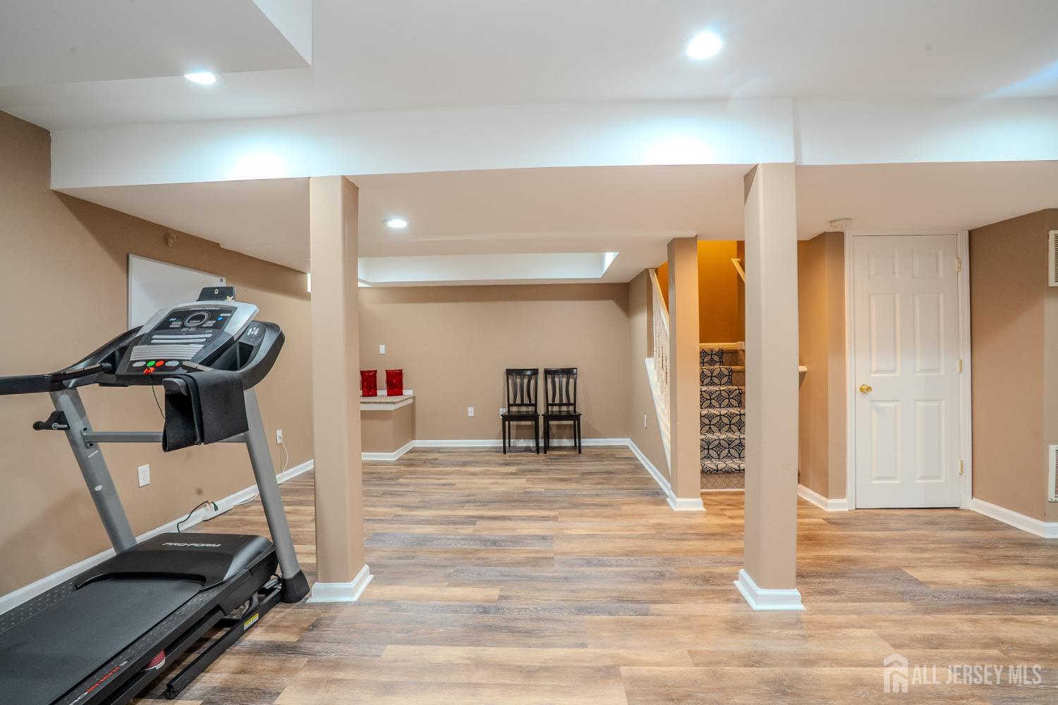 110 Briarwood Drive, North Brunswick, NJ, 08902 image 32