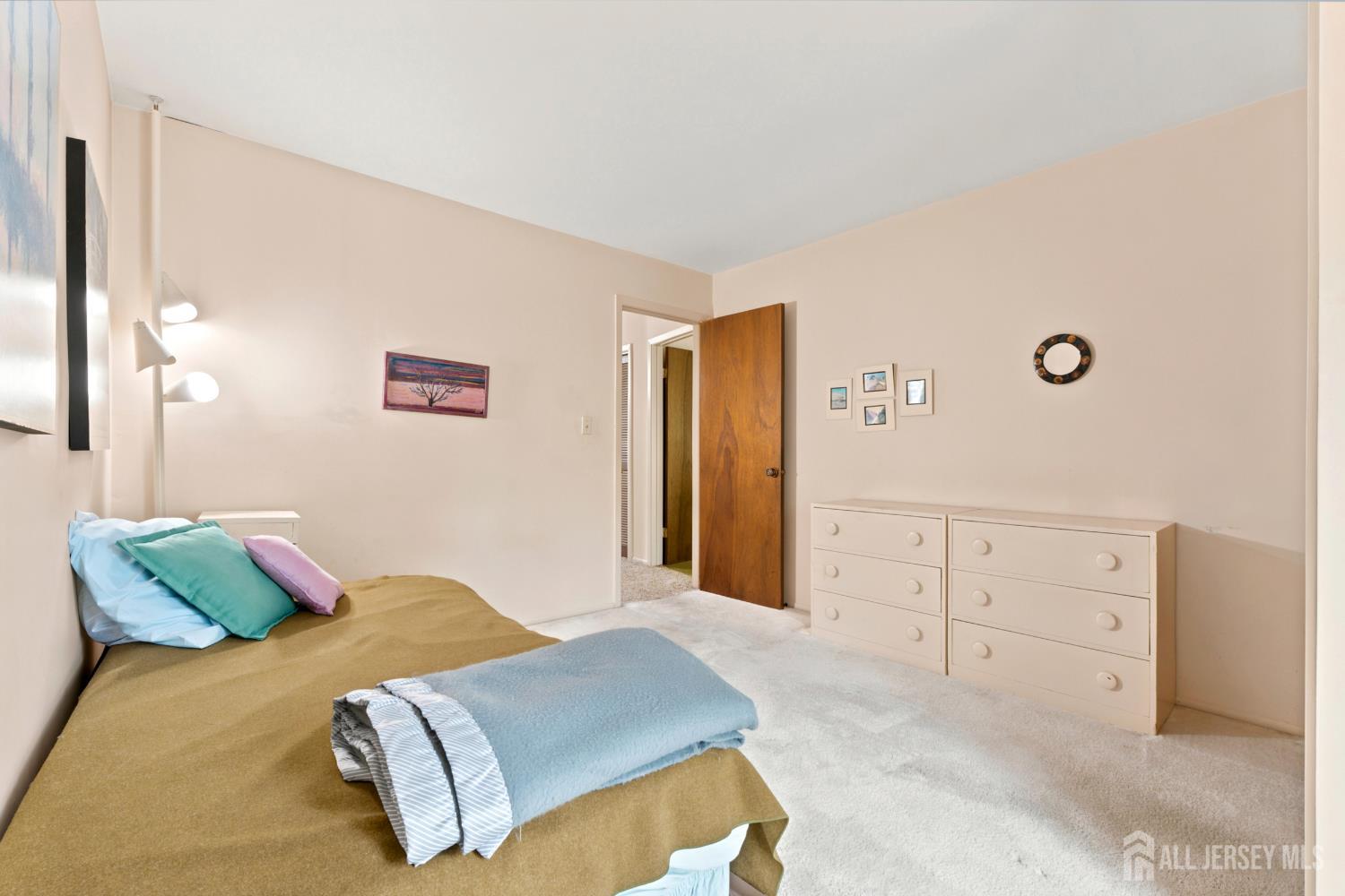 16 Irongate, Metuchen, NJ, 08840 image 33