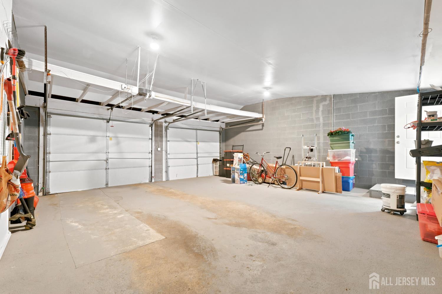 176 N Broadway Street, South Amboy, NJ, 08879 image 27