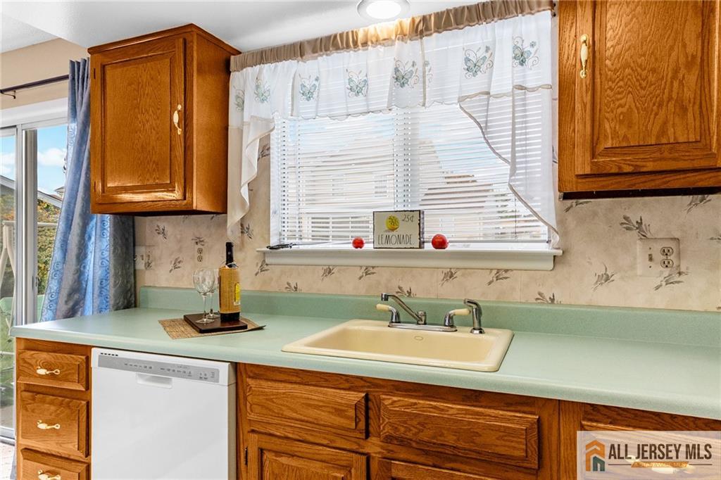 376 Stirling Drive 376A, Jamesburg, NJ, 08831 image 10