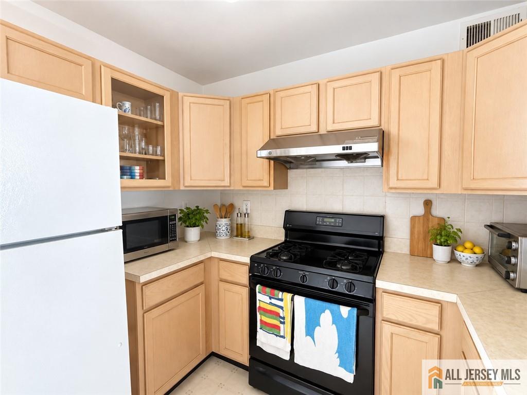 23 Giera Court, NJ, 08859 image 13