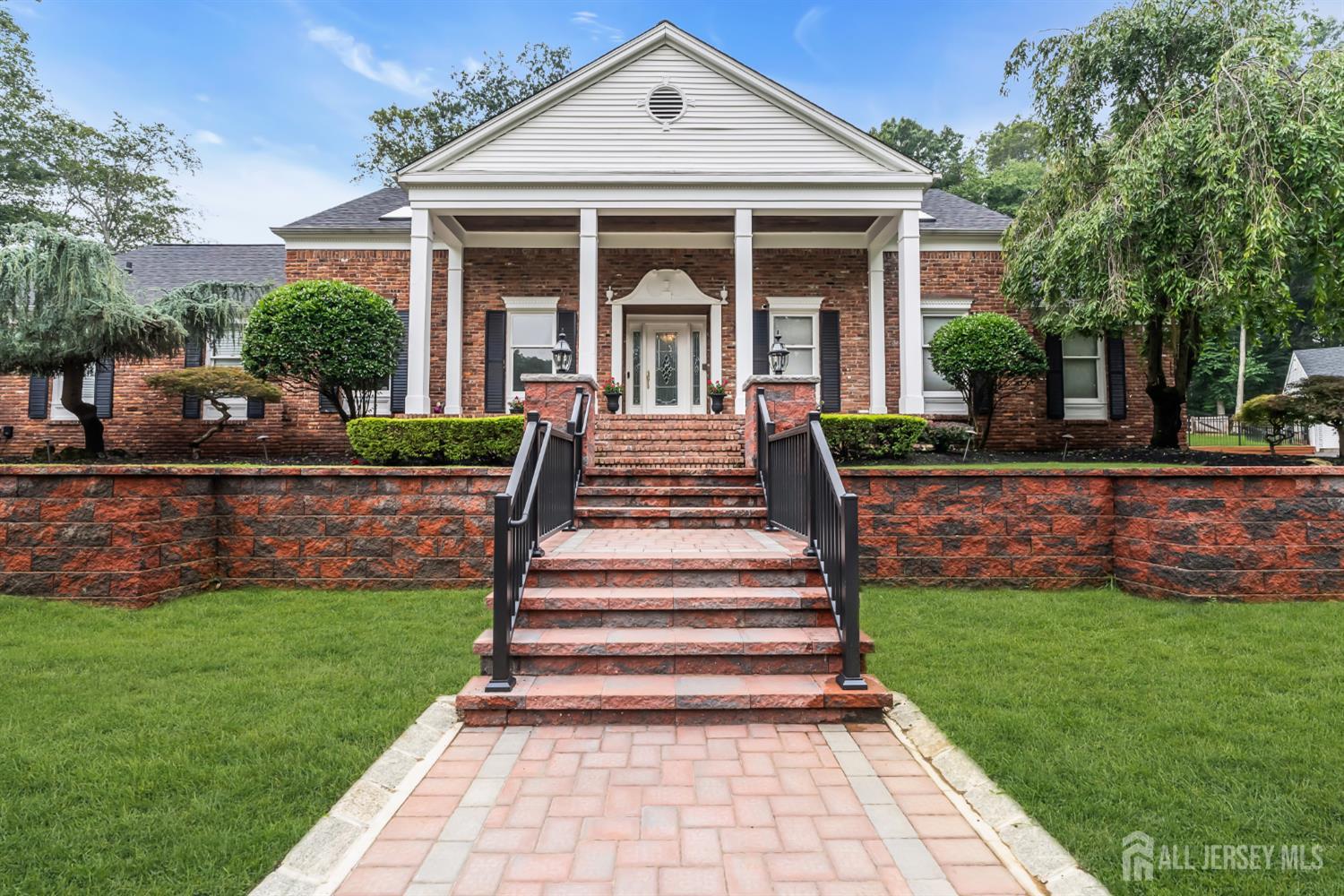6 Deep Wood Lane, Colts Neck, NJ, 07722