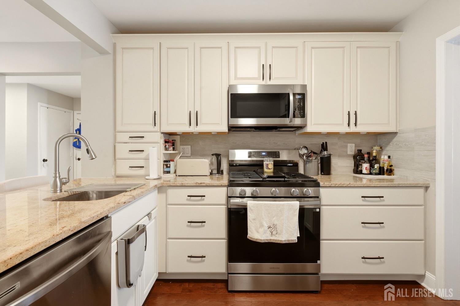 11 Vreeland Court, Sayreville, NJ, 08872 image 7