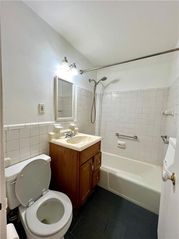 2652 Cropsey Avenue 2F, Brooklyn, New York, 11214 image 17