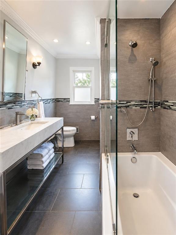 3829 Ocean View Avenue, Brooklyn, New York, 11224 image 25