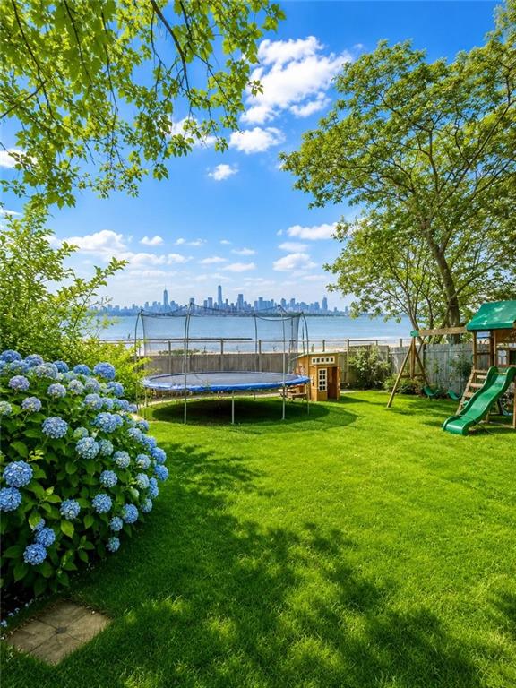 3829 Ocean View Avenue, Brooklyn, New York, 11224 image 30