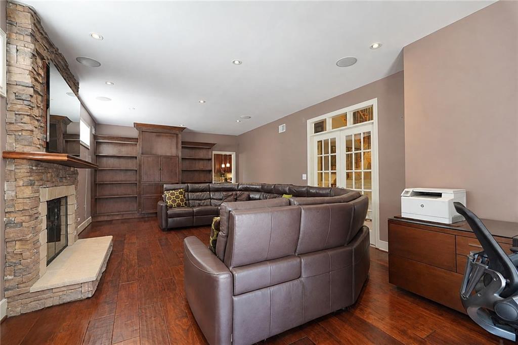 86 Pearsall Street, Staten  Island, New York, 10305 image 12