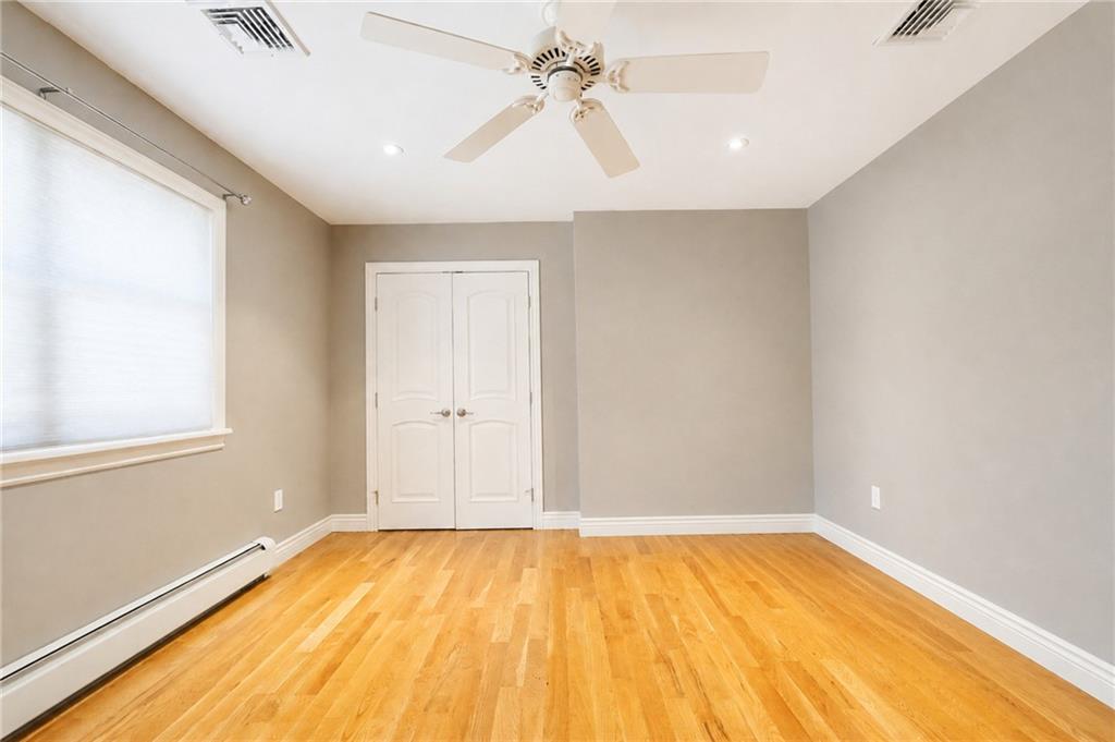 86 Pearsall Street, Staten  Island, New York, 10305 image 30