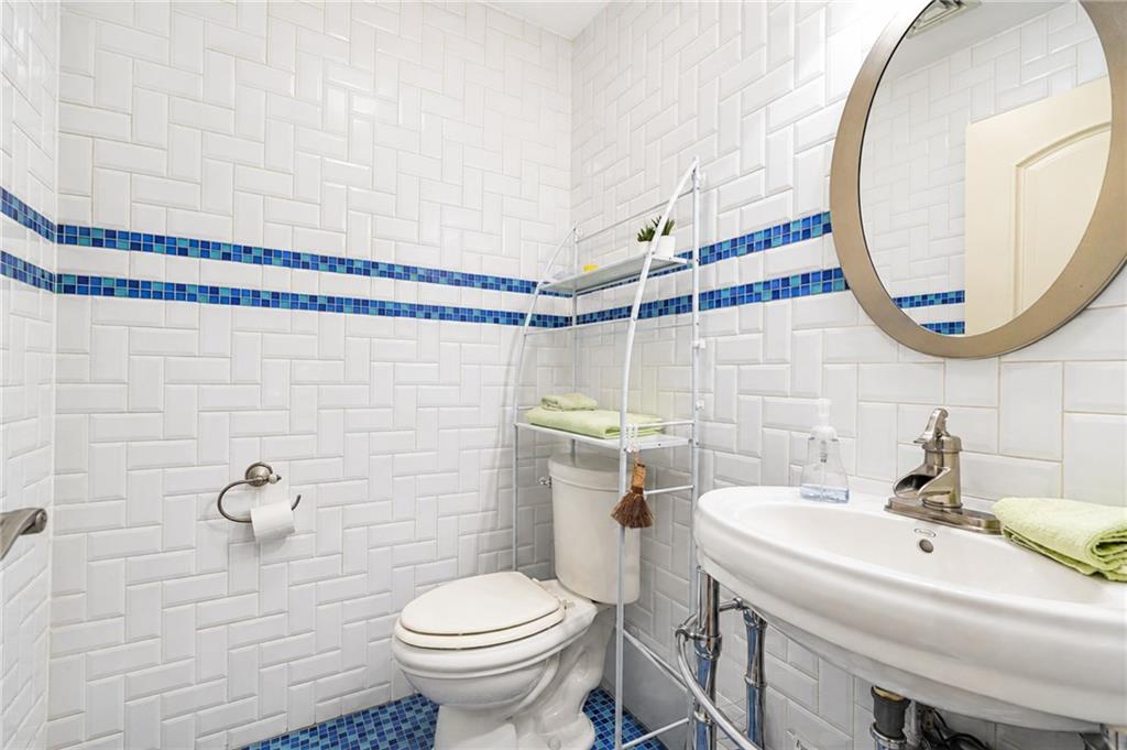 86 Pearsall Street, Staten  Island, New York, 10305 image 29