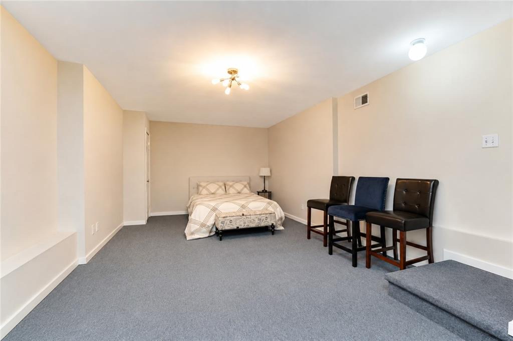 44 Impala Court, Staten  Island, New York, 10305 image 12