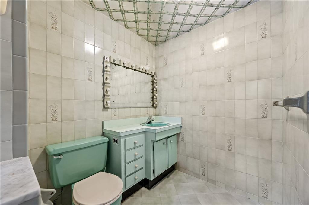 8781 14th Avenue, Brooklyn, New York, 11228 image 24