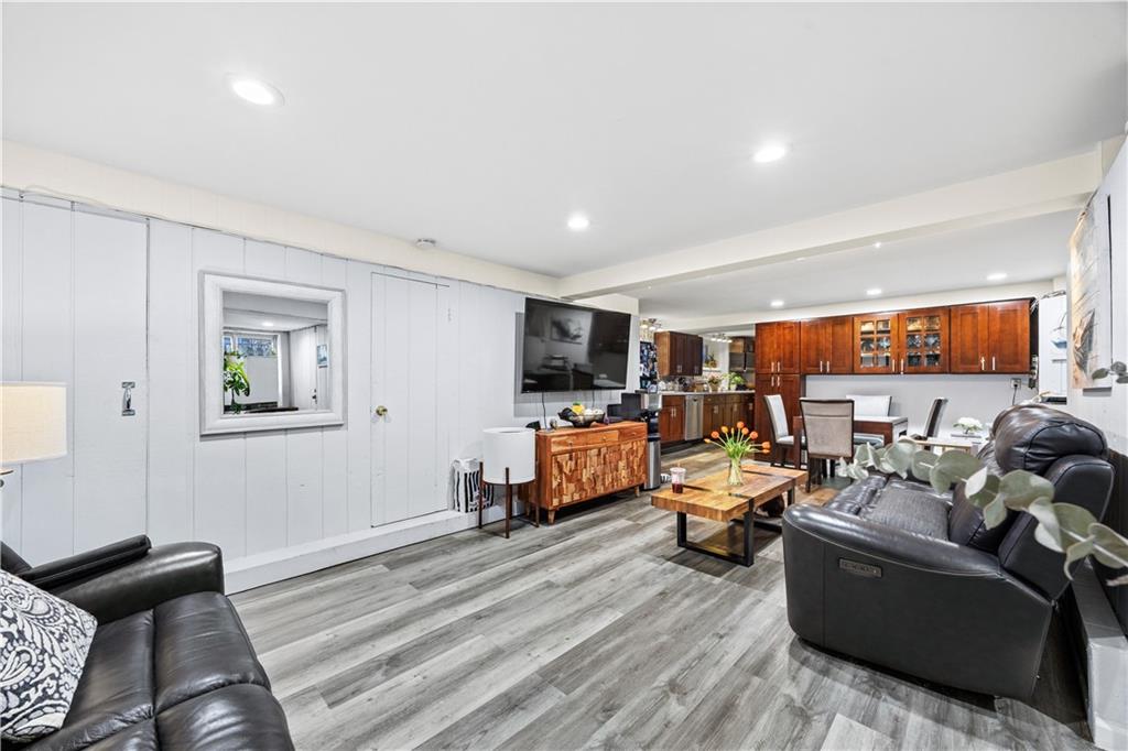 8781 14th Avenue Image 4