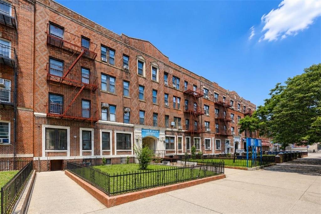 3039 Ocean Parkway B3 Image 1
