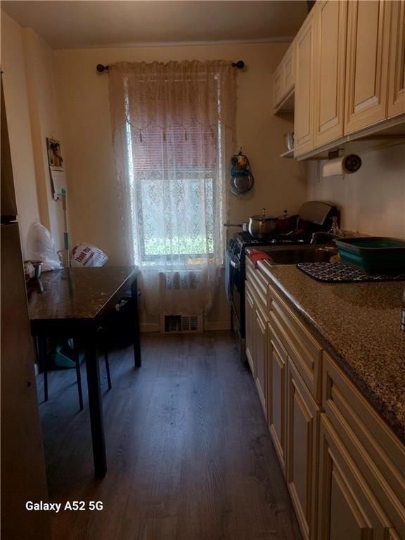 2425 Haring Street 1J Image 2