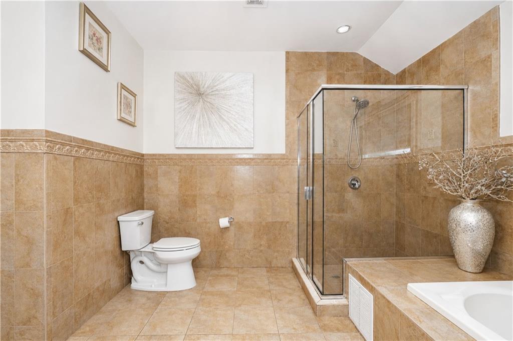 77 Macfarland Avenue, Staten  Island, New York, 10305 image 24