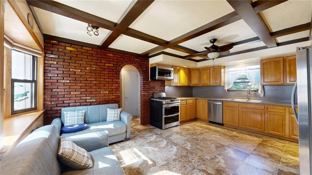 3985 Victory Boulevard, Staten  Island, New York, 10314 image 11
