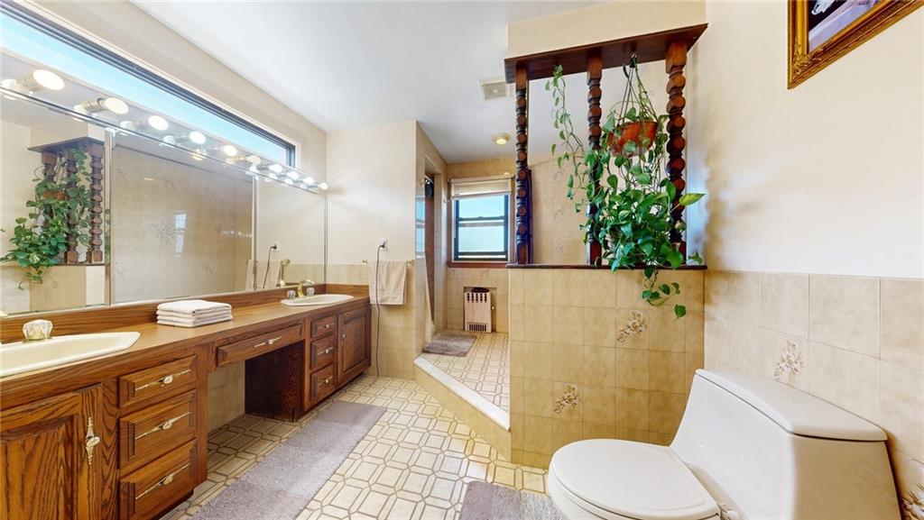 3985 Victory Boulevard, Staten  Island, New York, 10314 image 18