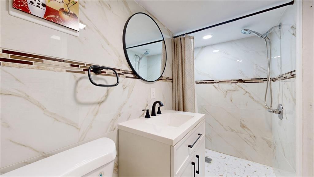 3985 Victory Boulevard, Staten  Island, New York, 10314 image 32