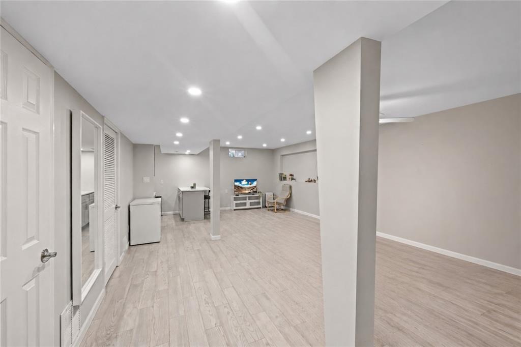 496 Clinton Street, Brooklyn, New York, 11231 image 20