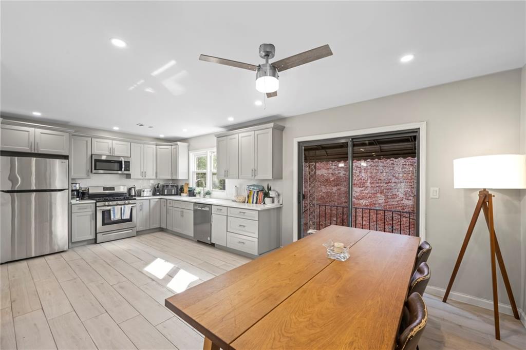 496 Clinton Street, Brooklyn, New York, 11231 image 7