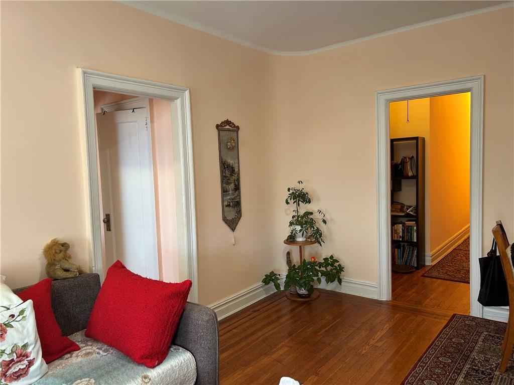 313 Brightwater Court 6A Image 2