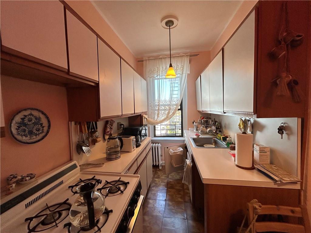313 Brightwater Court 6A, Brooklyn, New York, 11235 image 6