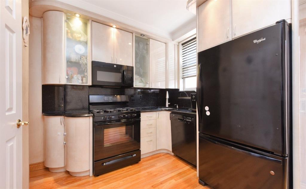 3412 Avenue T Image 2