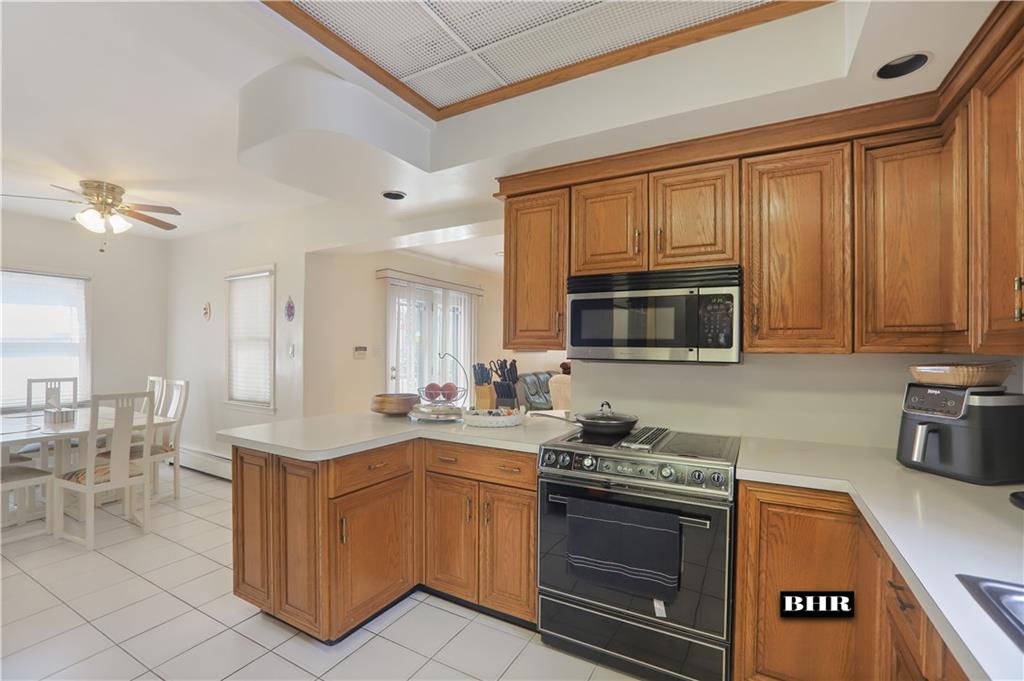 272 Exeter Street, Brooklyn, New York, 11235 image 11