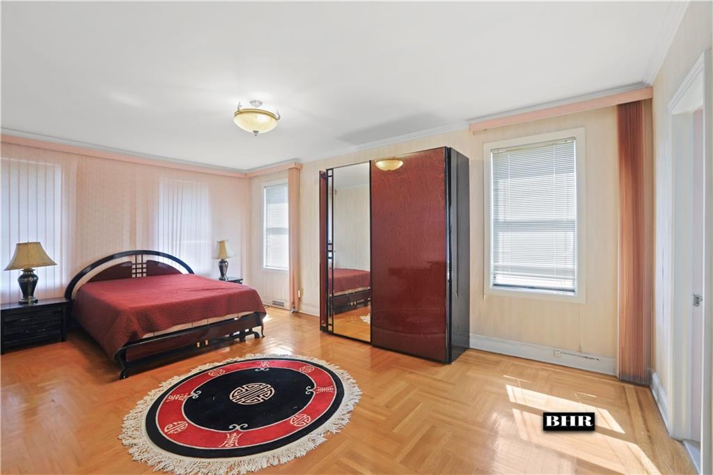 272 Exeter Street, Brooklyn, New York, 11235 image 18