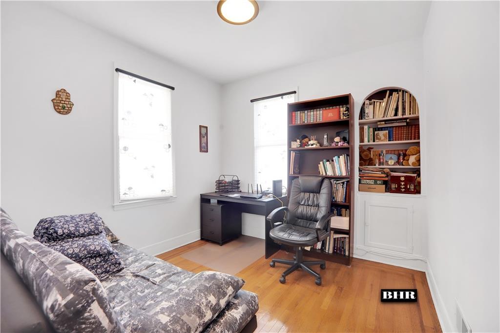 272 Exeter Street, Brooklyn, New York, 11235 image 20