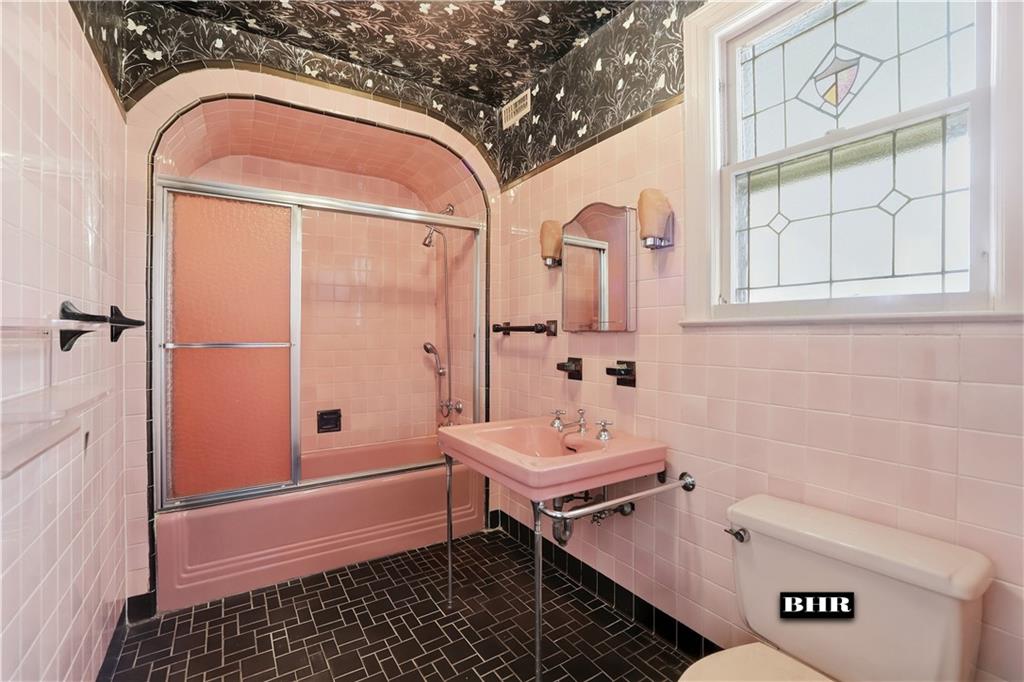 272 Exeter Street, Brooklyn, New York, 11235 image 21
