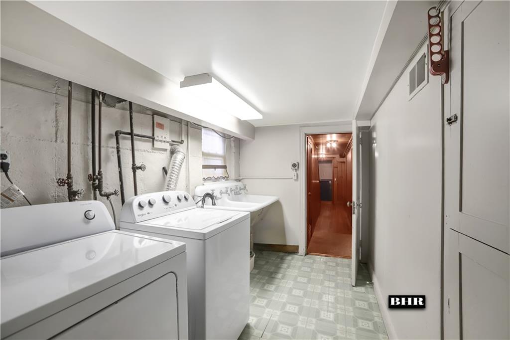 272 Exeter Street, Brooklyn, New York, 11235 image 26
