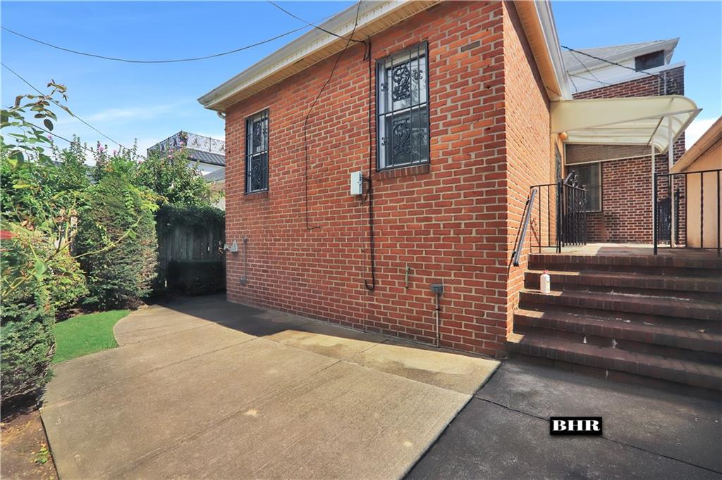 272 Exeter Street, Brooklyn, New York, 11235 image 29