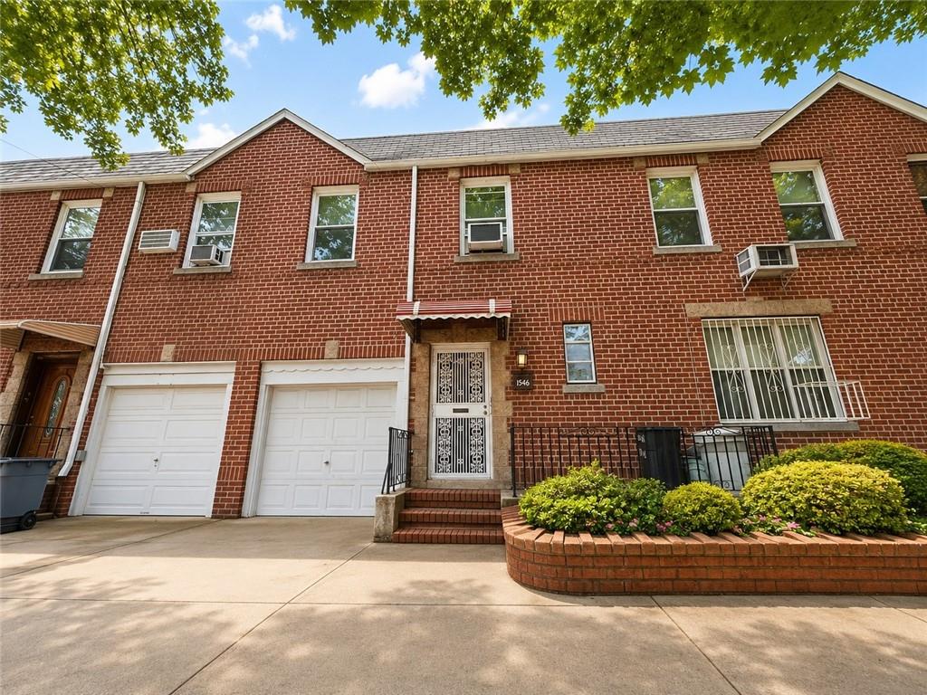 1546 East 16th Street, Brooklyn, New York, 11230
