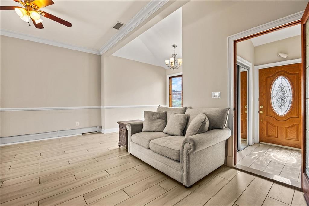 67-31 52nd Road, Maspeth, New York, 11378 image 8