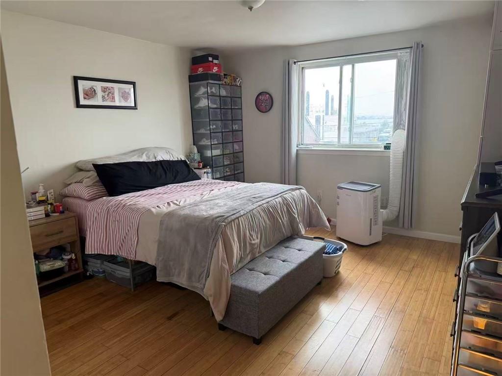19 Emeric Court, Staten  Island, New York, 10303 image 6