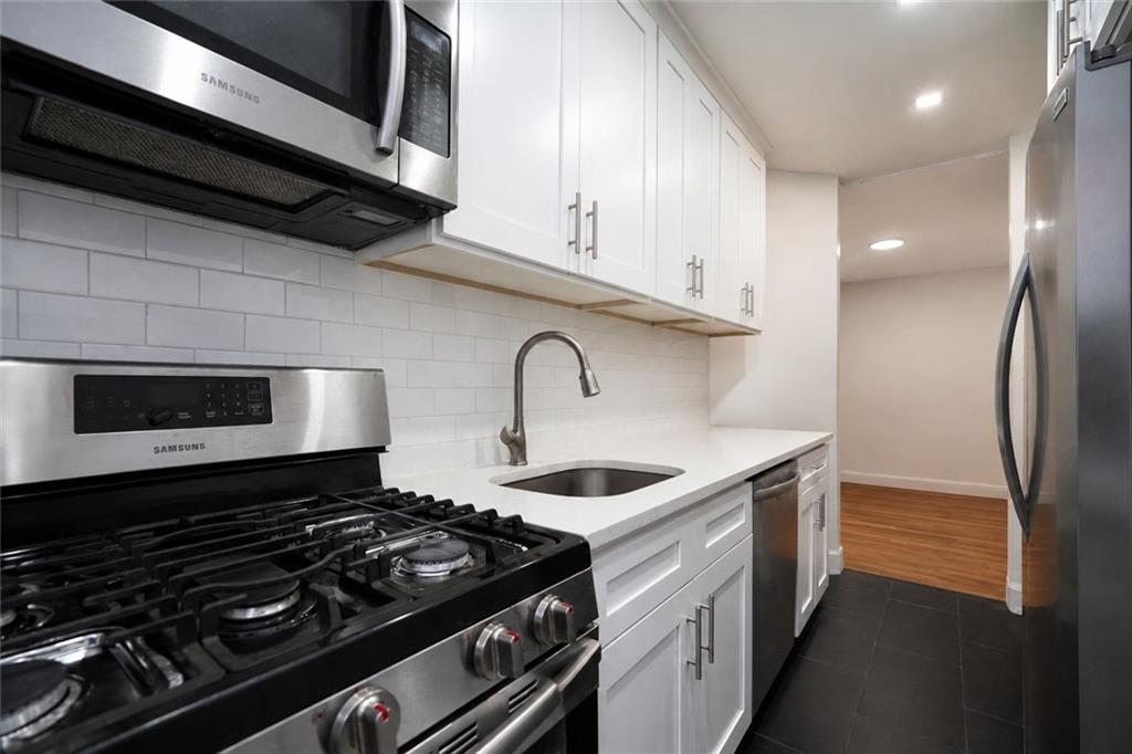 9040 Fort Hamilton Parkway 6c Image 2