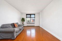 9040 Ft Hamilton Parkway 2I, Brooklyn, New York, 11209