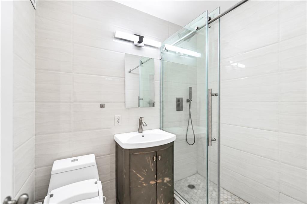 2930 West 5th Street 21F Image 4