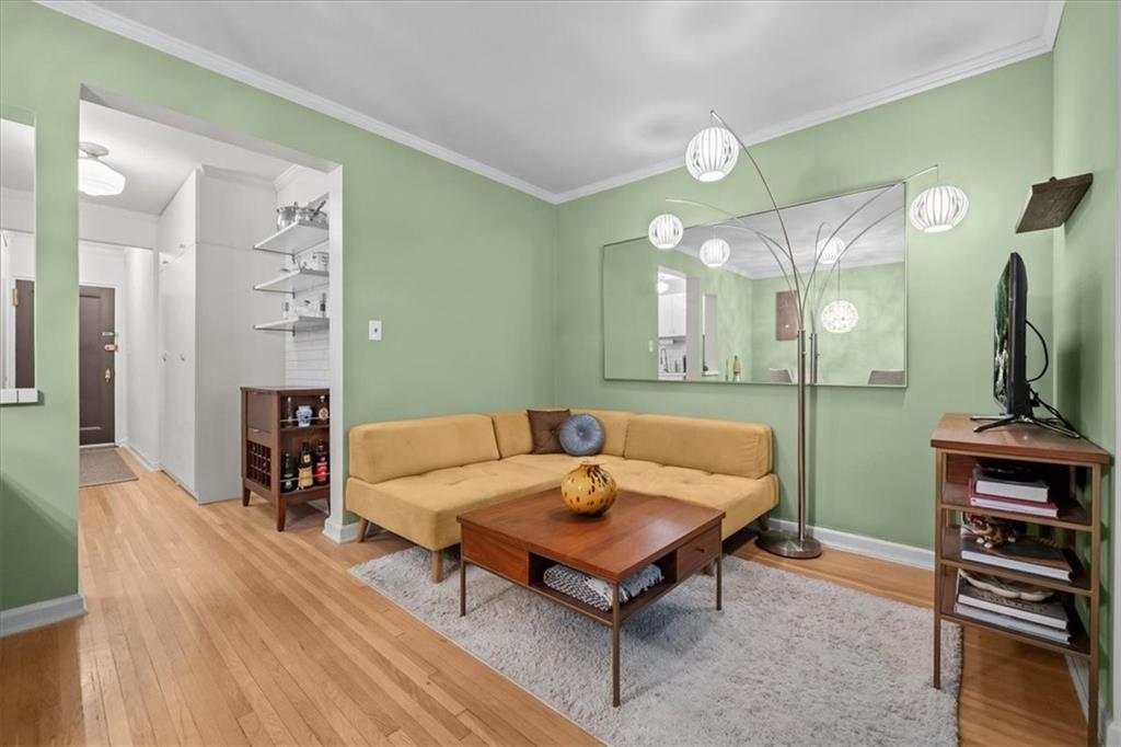 1125 Lorimer Street 2J Image 3