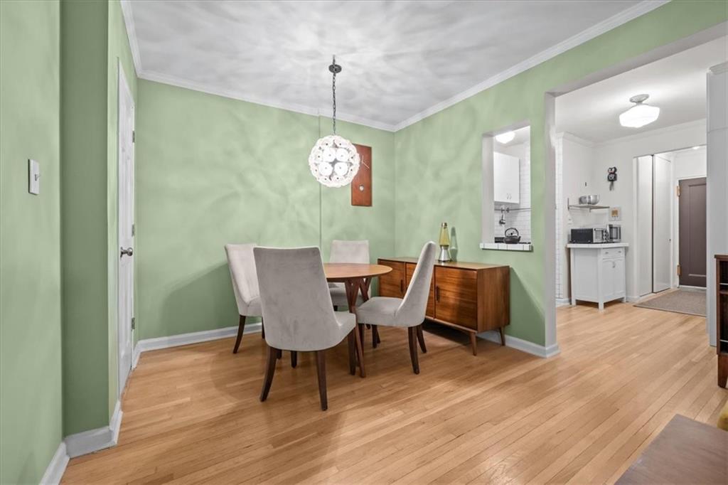 1125 Lorimer Street 2J Image 2