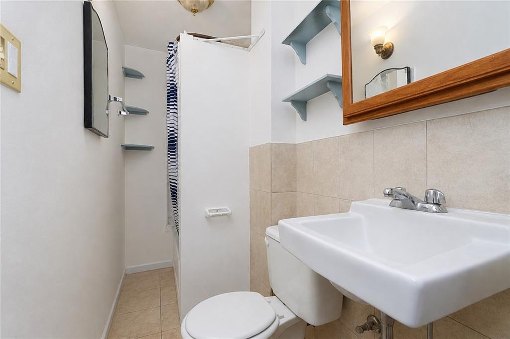65 Saint Stephens Place, Staten  Island, New York, 10306 image 13