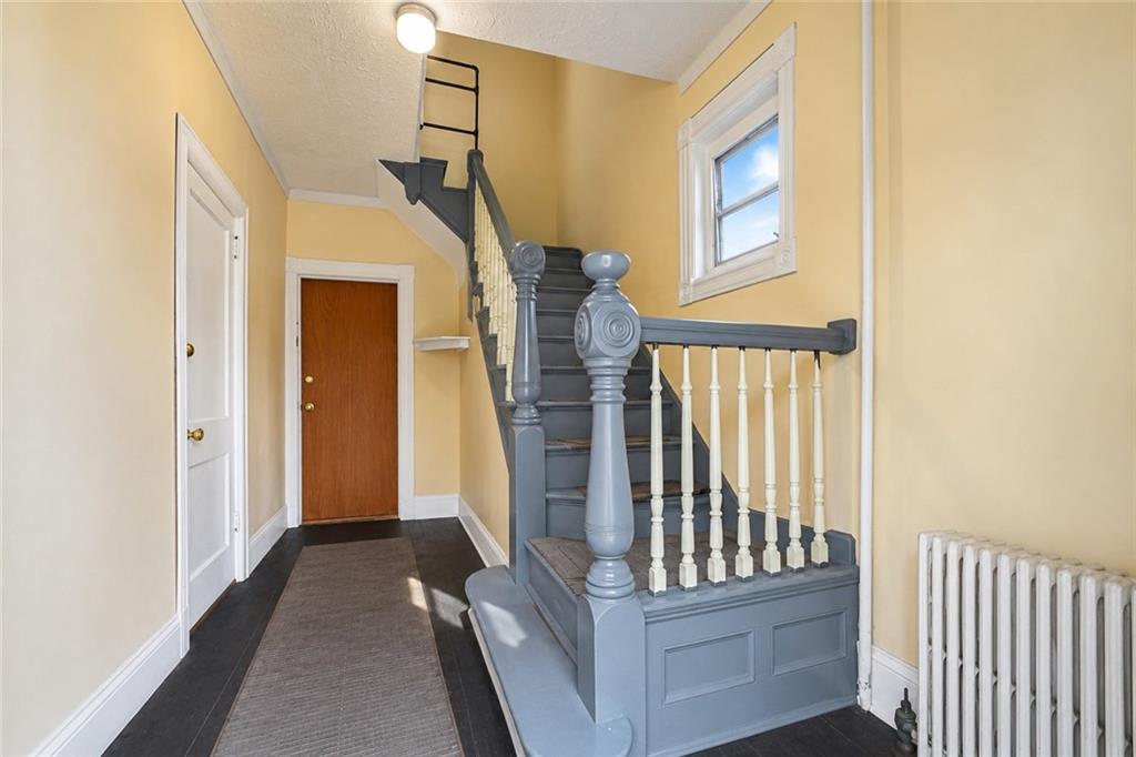 65 Saint Stephens Place Image 3
