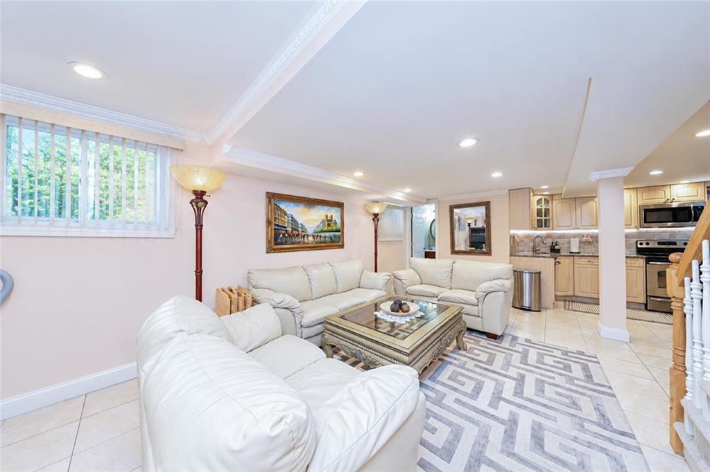 78 Eleanor Street, Staten  Island, New York, 10306 image 23