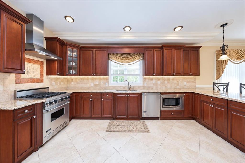 78 Eleanor Street, Staten  Island, New York, 10306 image 10