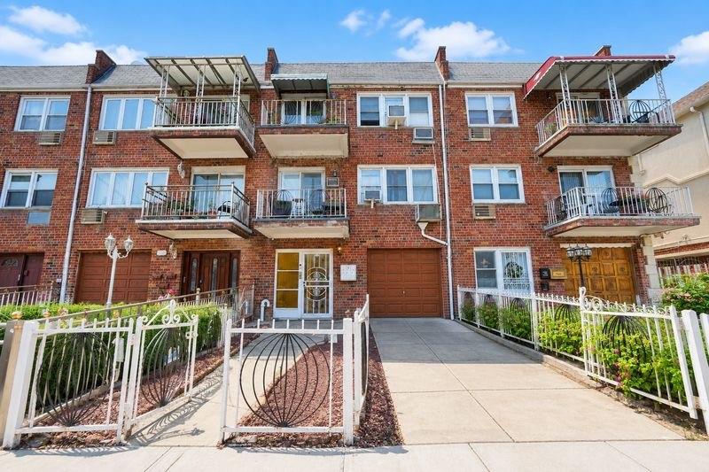 2578 East 2nd Street Image 2